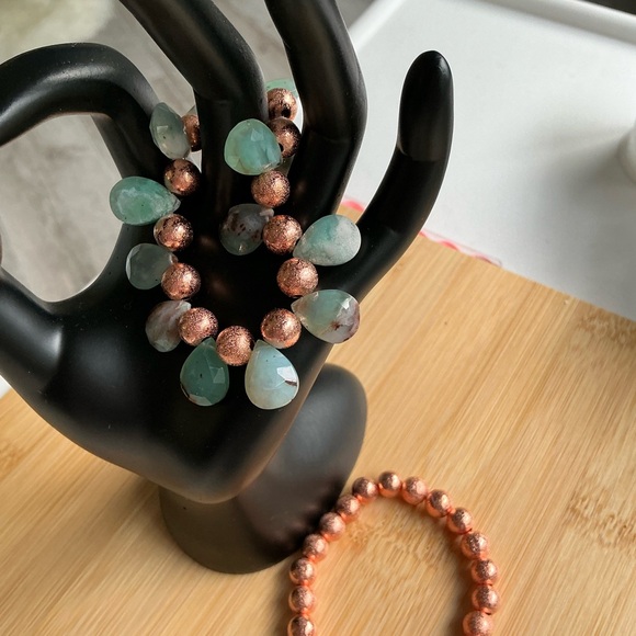 Copper and Peruvian opal Teardrop Bracelets - Picture 2 of 5